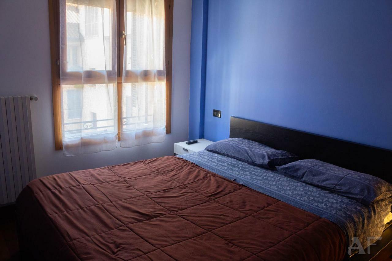 Corso San Gottardo - Darsena Flat Lägenhet Milano Exteriör bild